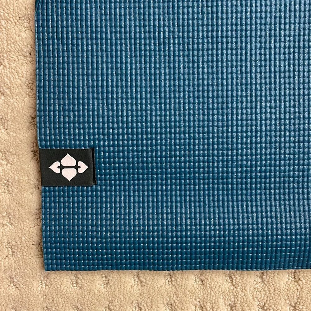 Yoga - Studio Mat - Picture 2 of 3